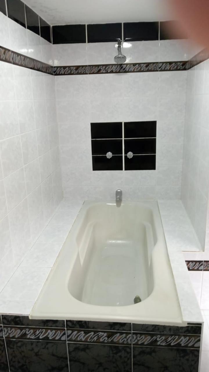 Casa Hotel Botero Medellín Extérieur photo